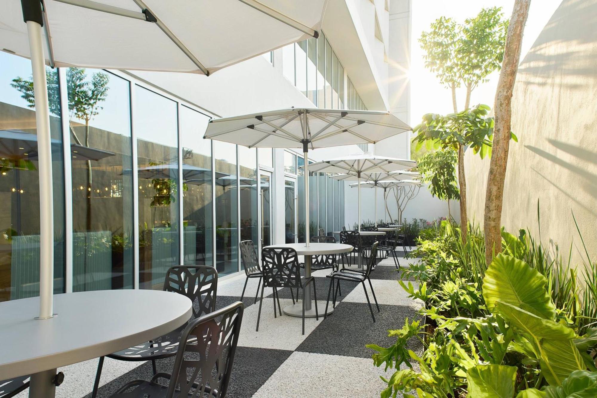 Courtyard By Marriott Merida Downtown Exterior foto